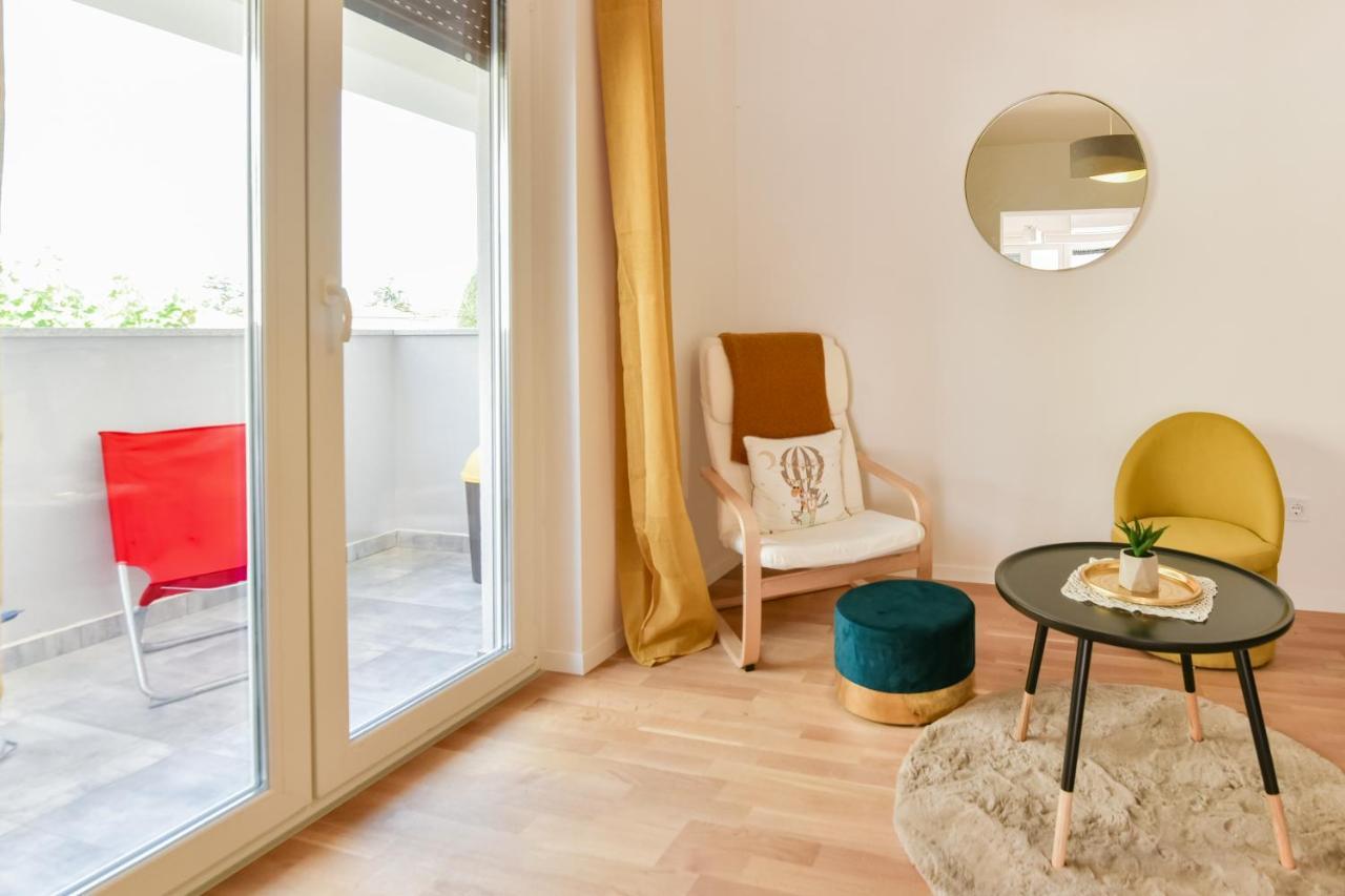 New Luxury 3 Bedroom 4 Air Conditioners Ζαντάρ Εξωτερικό φωτογραφία