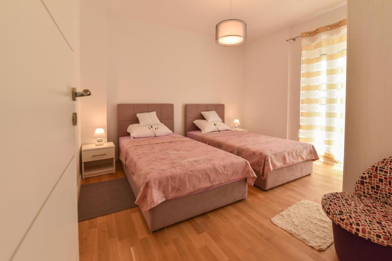 New Luxury 3 Bedroom 4 Air Conditioners Ζαντάρ Εξωτερικό φωτογραφία
